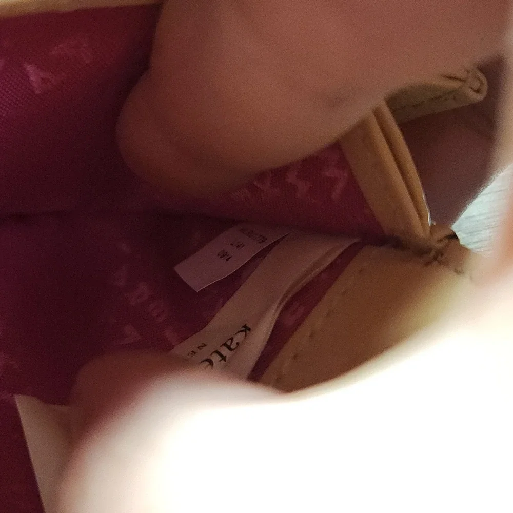 Kate Spade Leather Wristlet Wallet‎ Layton Wellesley WLRU1779 Bright Hot Pink
